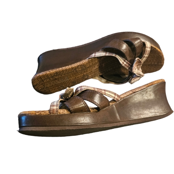 Mudd Vintage Women's Platform Brown Sandals Size 9.5 - Picture 7 of 9